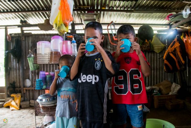 28381047189_d213036500_k Children of Hulu Chemperuh