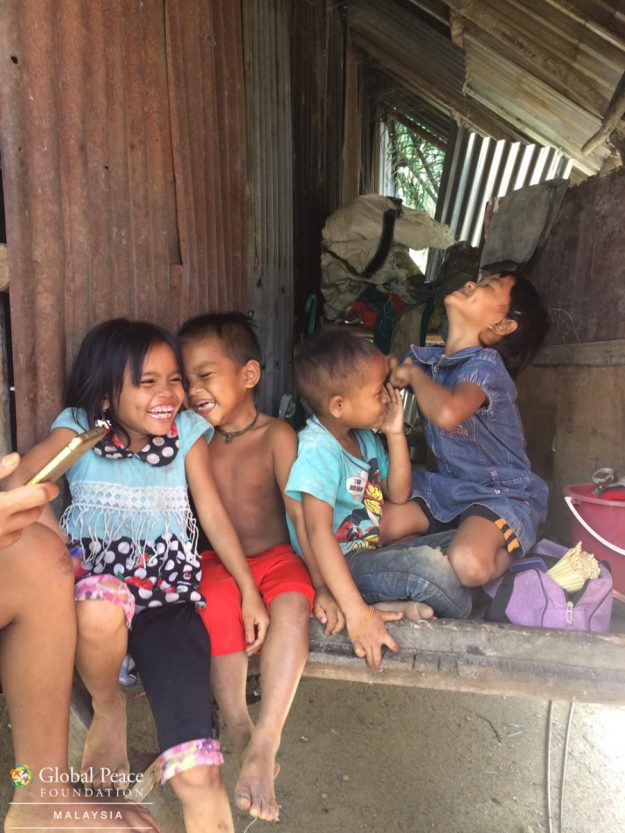 IMG_4256-edited orang asli kids laughing