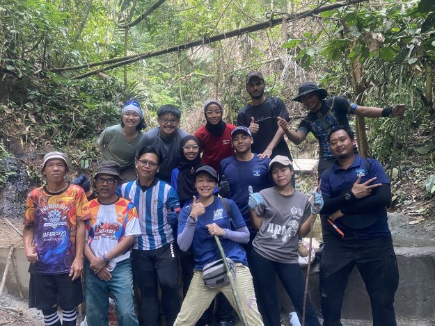 THANK YOU VOLUNTEERS