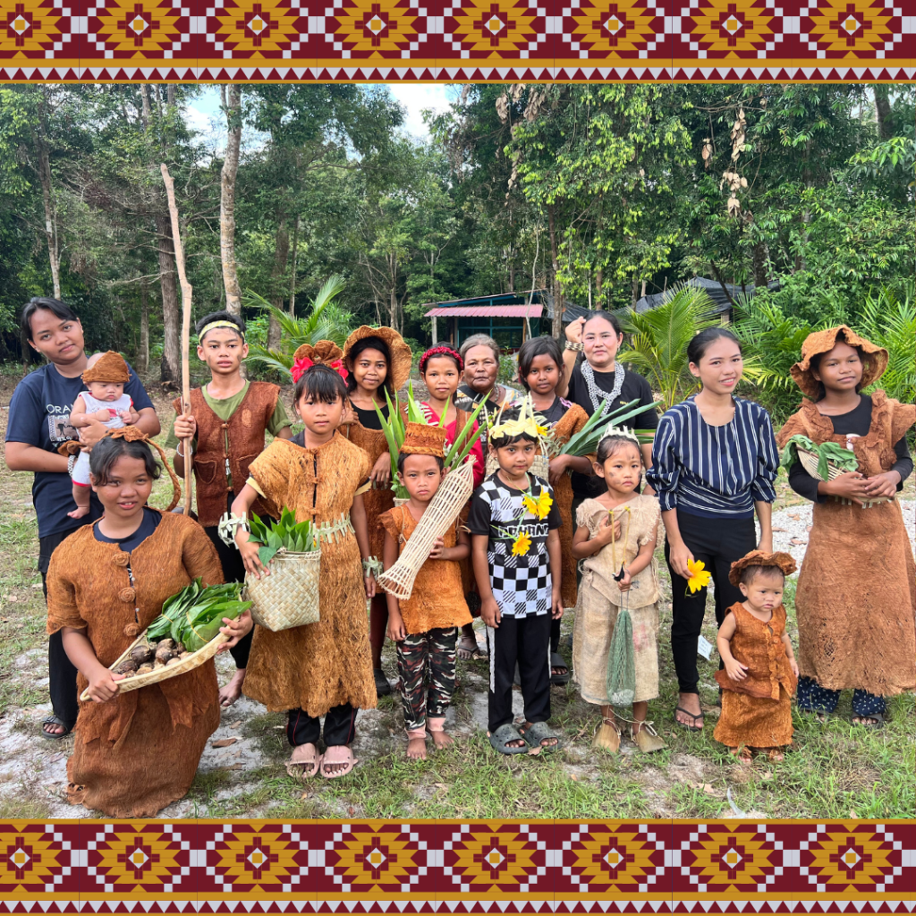 TRADITIONAL COSTUME